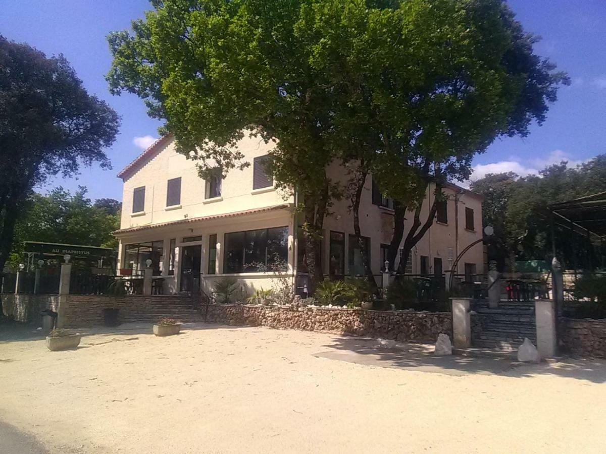 Terrasses De L'Aven Otel Orgnac-lʼAven Dış mekan fotoğraf